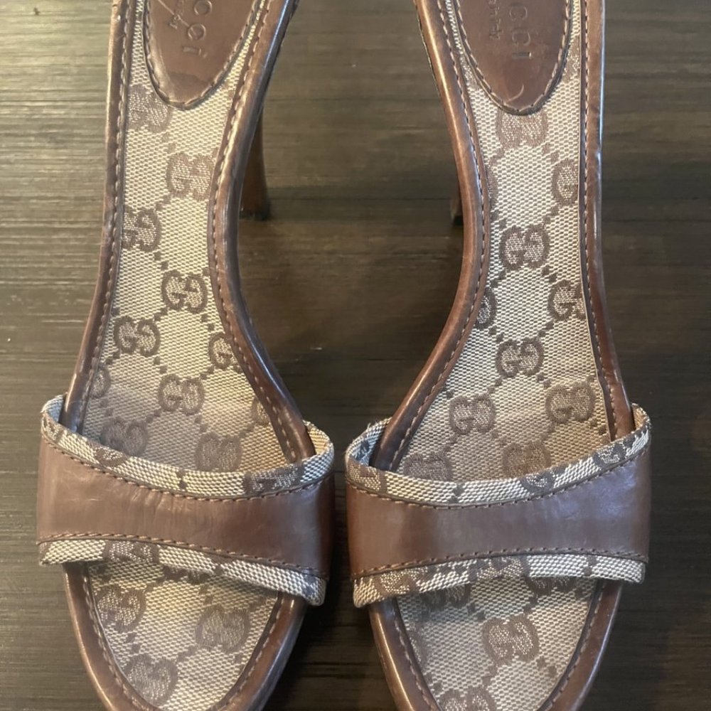 Gucci Mules Wood - Great Condition.